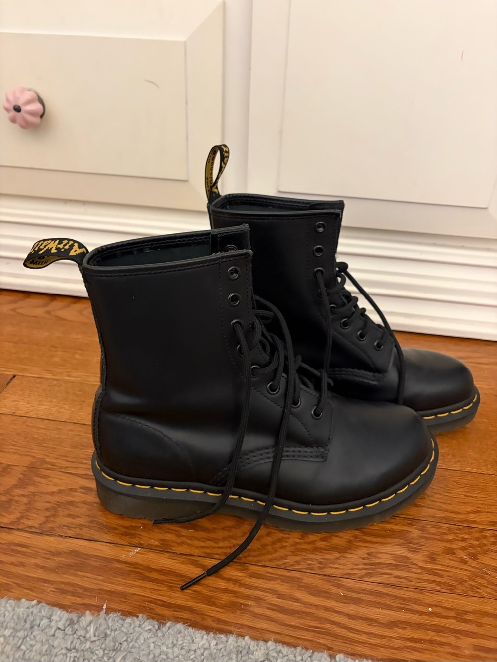 Dr. Martens Black Lace-Up 8-Eye Leather Boots Sz 8